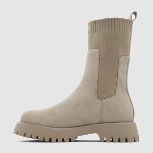 Kelseyy Boot - Call It Spring